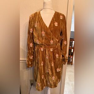 Louise Misha Babouchka honey-colored velvet dress  pink floral embroidery nwot